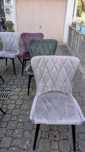 Gut erhaltene fast neu - 6,